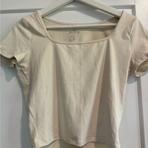 Hollister Must Have Collection Top Size Medium